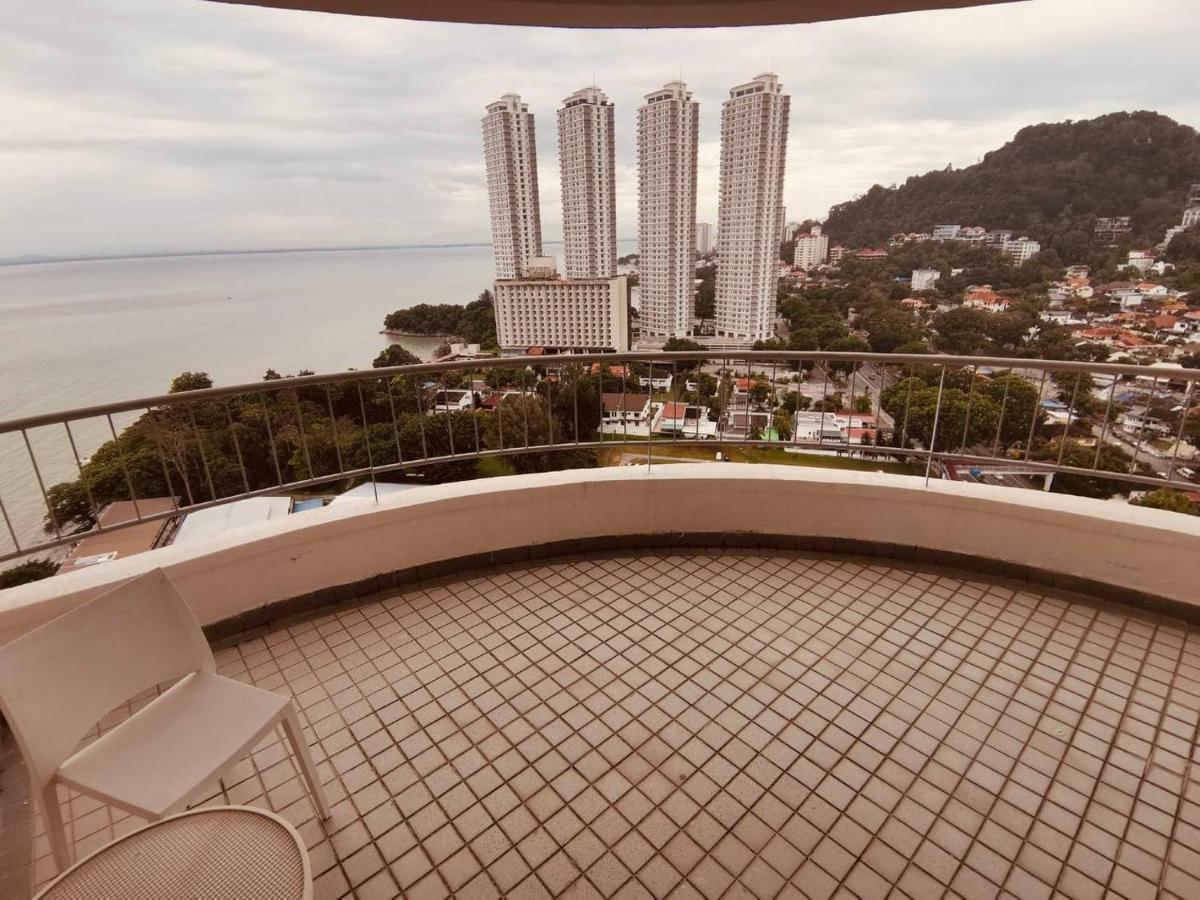 Seaview Deluxe Studio Couples Room S Tanjung Bungah (Penang) Bagian luar foto
