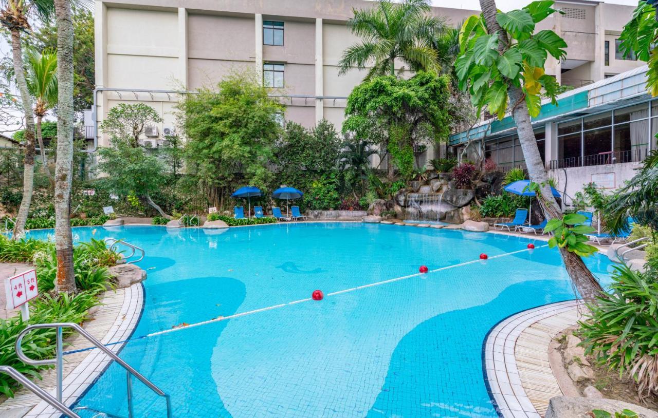 Seaview Deluxe Studio Couples Room S Tanjung Bungah (Penang) Bagian luar foto